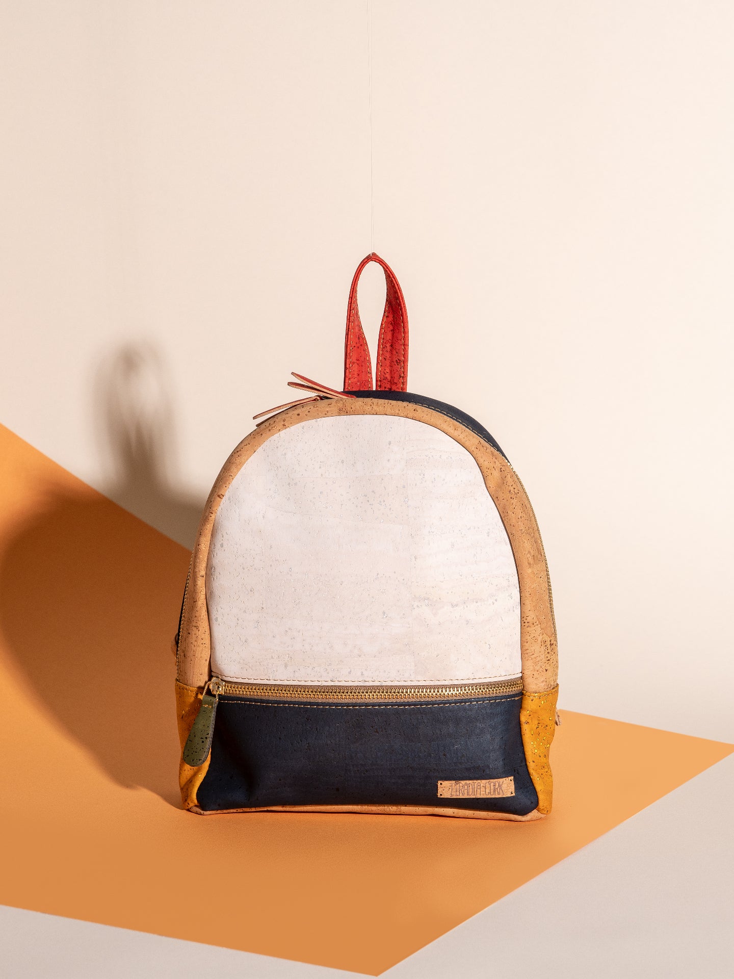 Lightweight and stylish cork backpack. Perfect for everyday adventures. Spacious, vegan, and eco-friendly. Comfortable and durable. Discover the Brunch Backpack today!