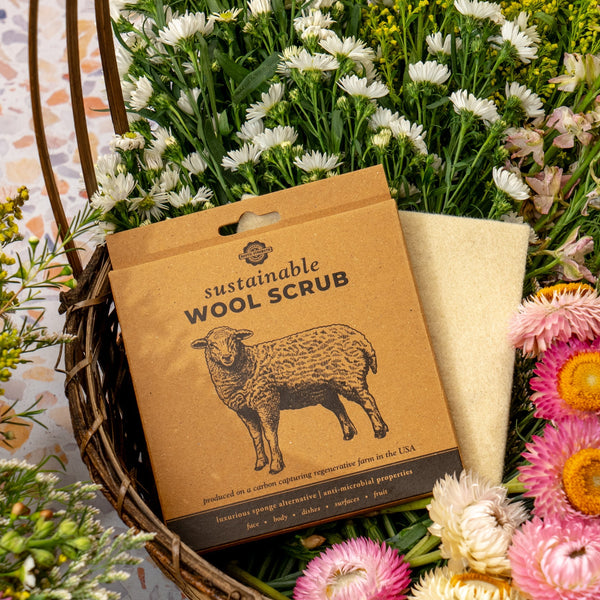 Sustainable wool scrub by Rustic Strength – natural plastic-free sponge alternative made from coarse wool