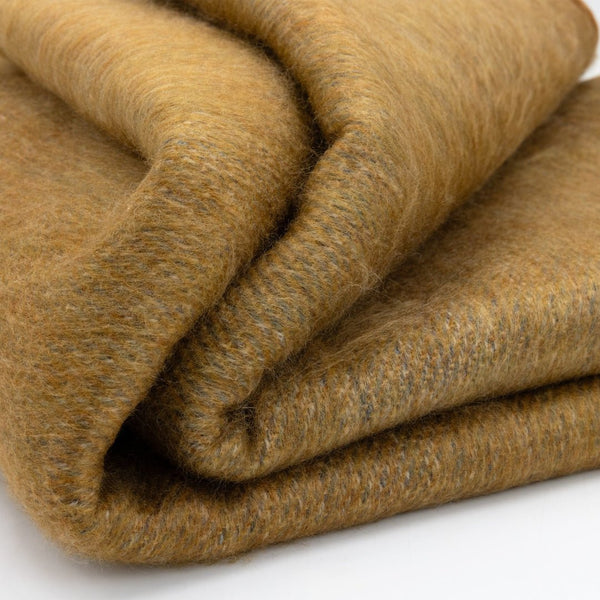 Alpaca Bed Blanket – Soft Natural Fibre Blanket from Ecuador
