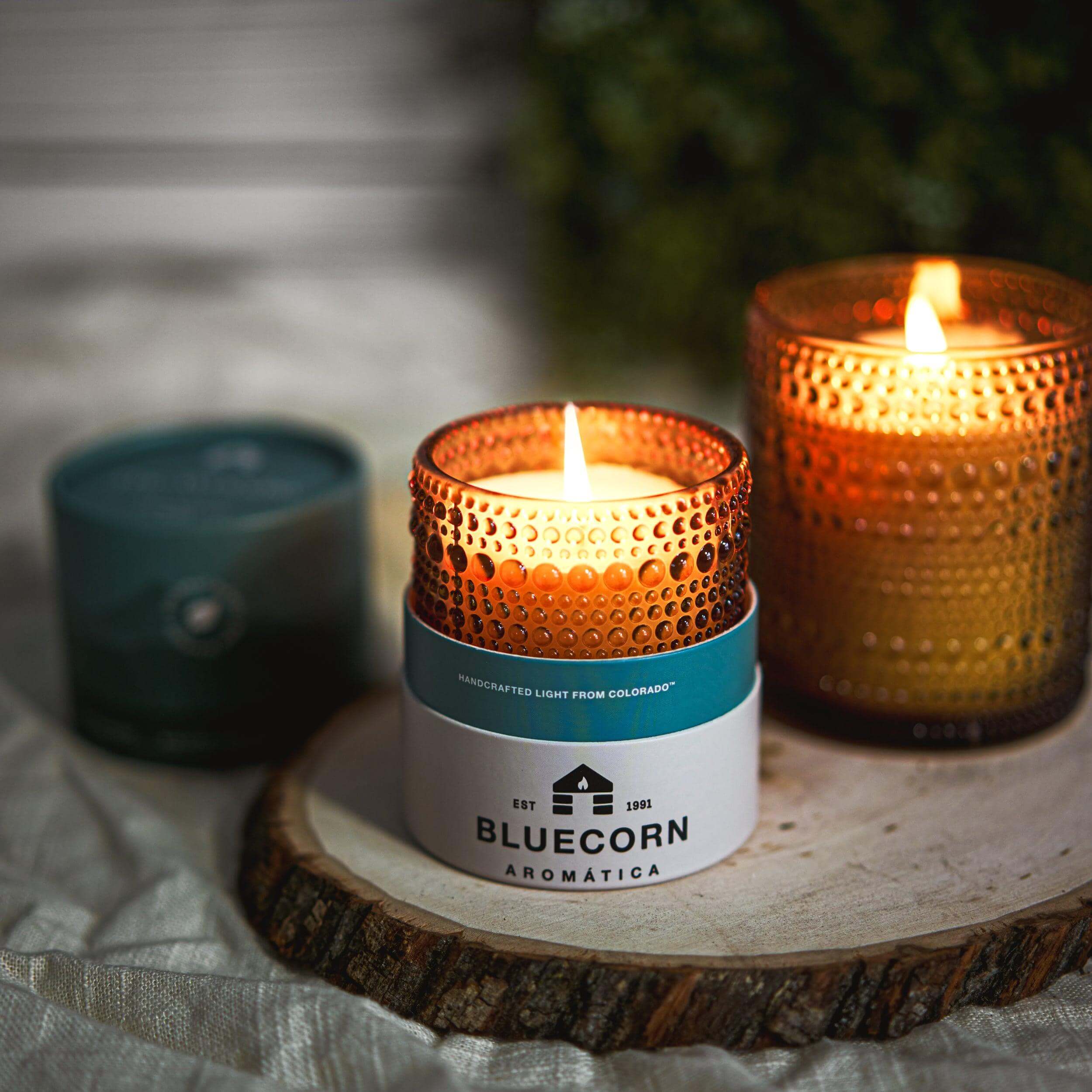 Aromática candle collection – Colorado-inspired fragrances in 6 oz and 11 oz sizes