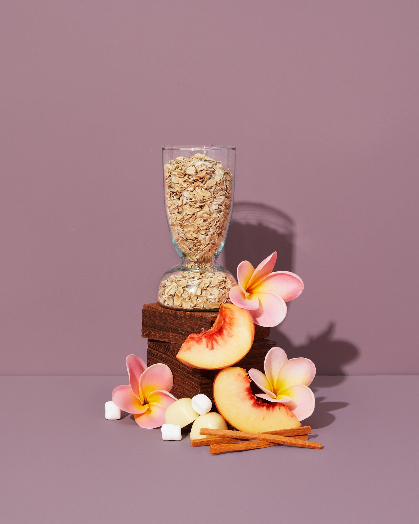 Sugared Tiare and Creamy Oats fragrance oil by makesy® — floral and warm scent for candles, soaps, and wax melts