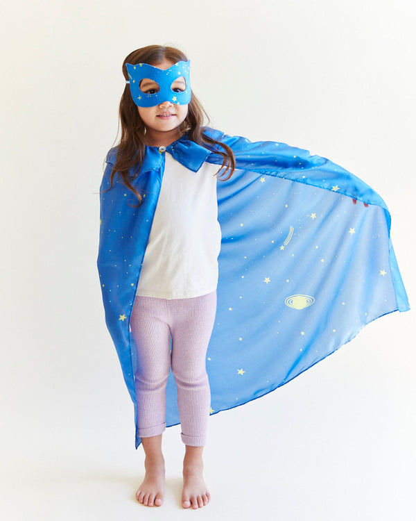 Unleash your child's inner superhero with our Star Superhero Cape and Mask Set. This captivating costume is perfect for dress-up, Halloween, and endless imaginative adventures.