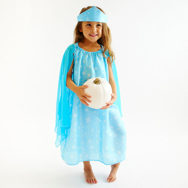 Transform your child into a mesmerizing Snow Queen with our enchanting costume set. Perfect for dress-up, Halloween, and imaginative play, this costume is crafted with high-quality materials for comfort and durability.