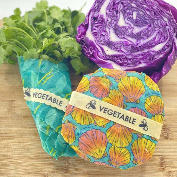 Close-up of a single Buzz Words label attached to a Meli Wraps beeswax food wrap
