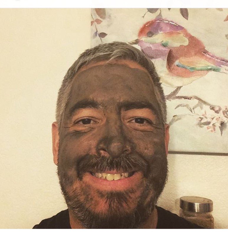 Organic Dead Sea Mud Mask with Bentonite Clay – Exfoliate & Rejuvenate