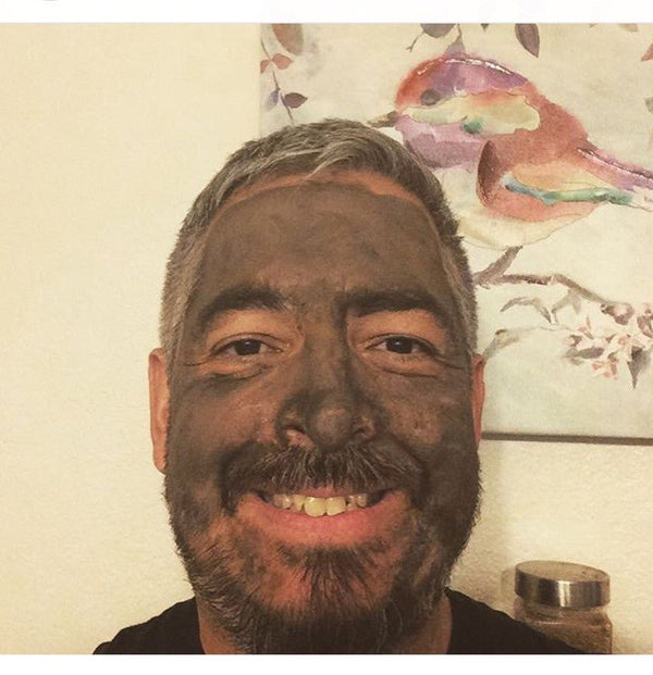 Organic Dead Sea Mud Mask with Bentonite Clay – Exfoliate & Rejuvenate