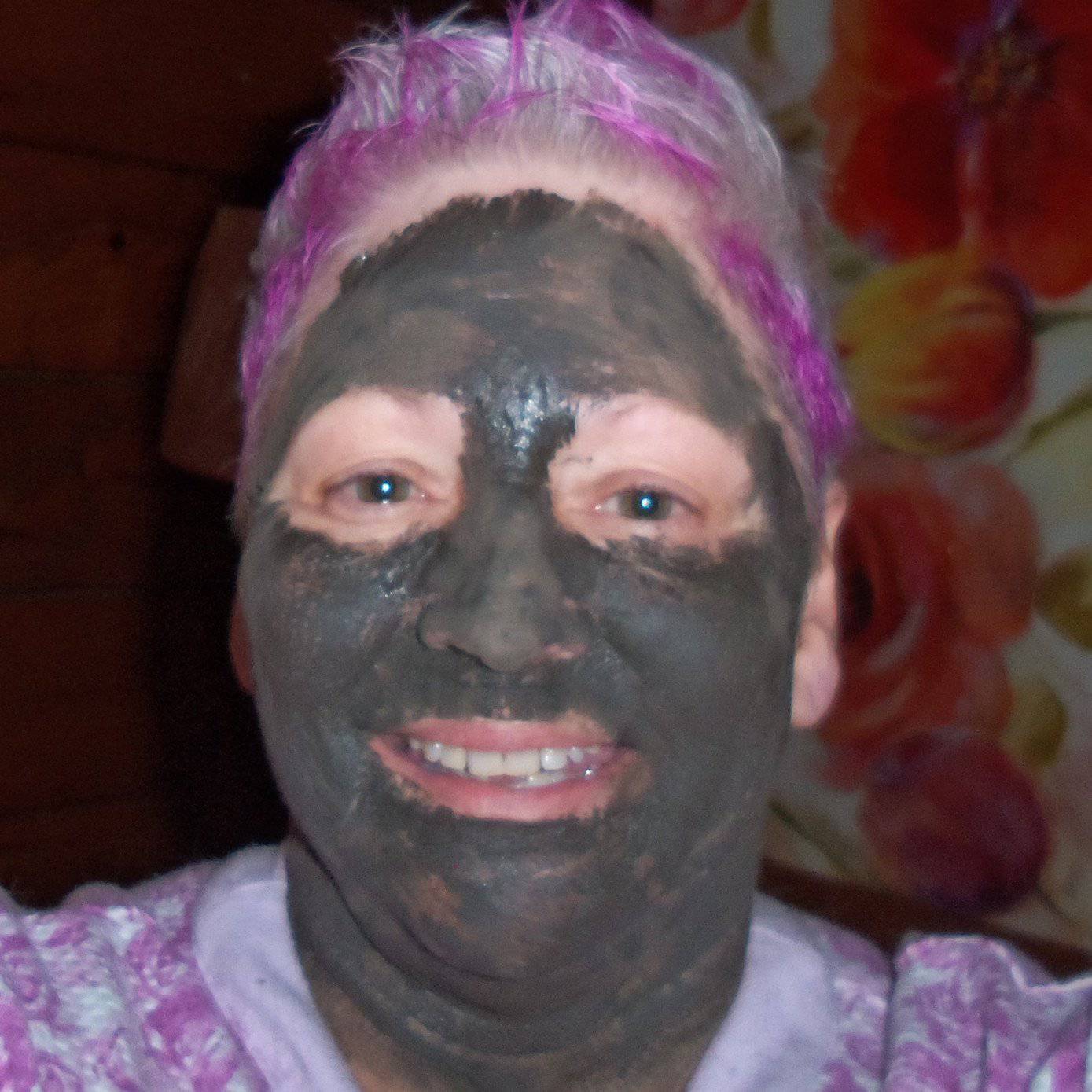 Organic Dead Sea Mud Mask with Bentonite Clay – Exfoliate & Rejuvenate