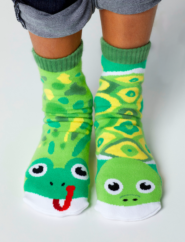 Embark on an undersea adventure with our Frog & Turtle Mismatched Socks. These adorable socks feature playful designs and are perfect for sparking imagination and creativity. Not only are they fun and stylish, but they also promote empathy and acceptance. Order yours today!