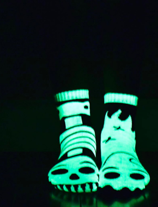 KIDS GHOST & SKELETON GLOW-IN-THE-DARK NO SLIP SOCKS