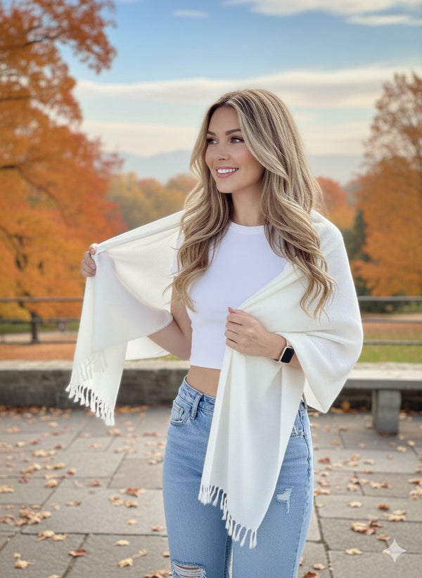 Timeless Accent Alpaca Shawl – Soft, Warm & Versatile Wrap
