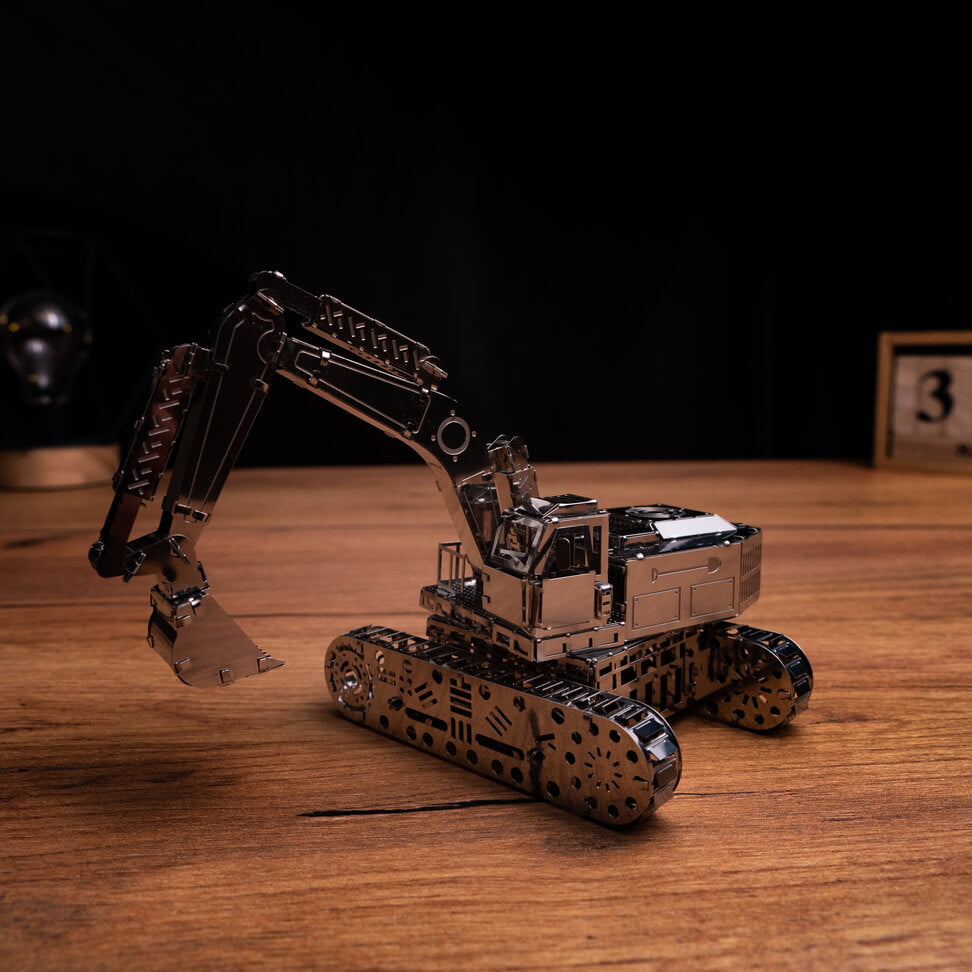 Close-up of the Tireless Digger Excavator model's mechanical parts