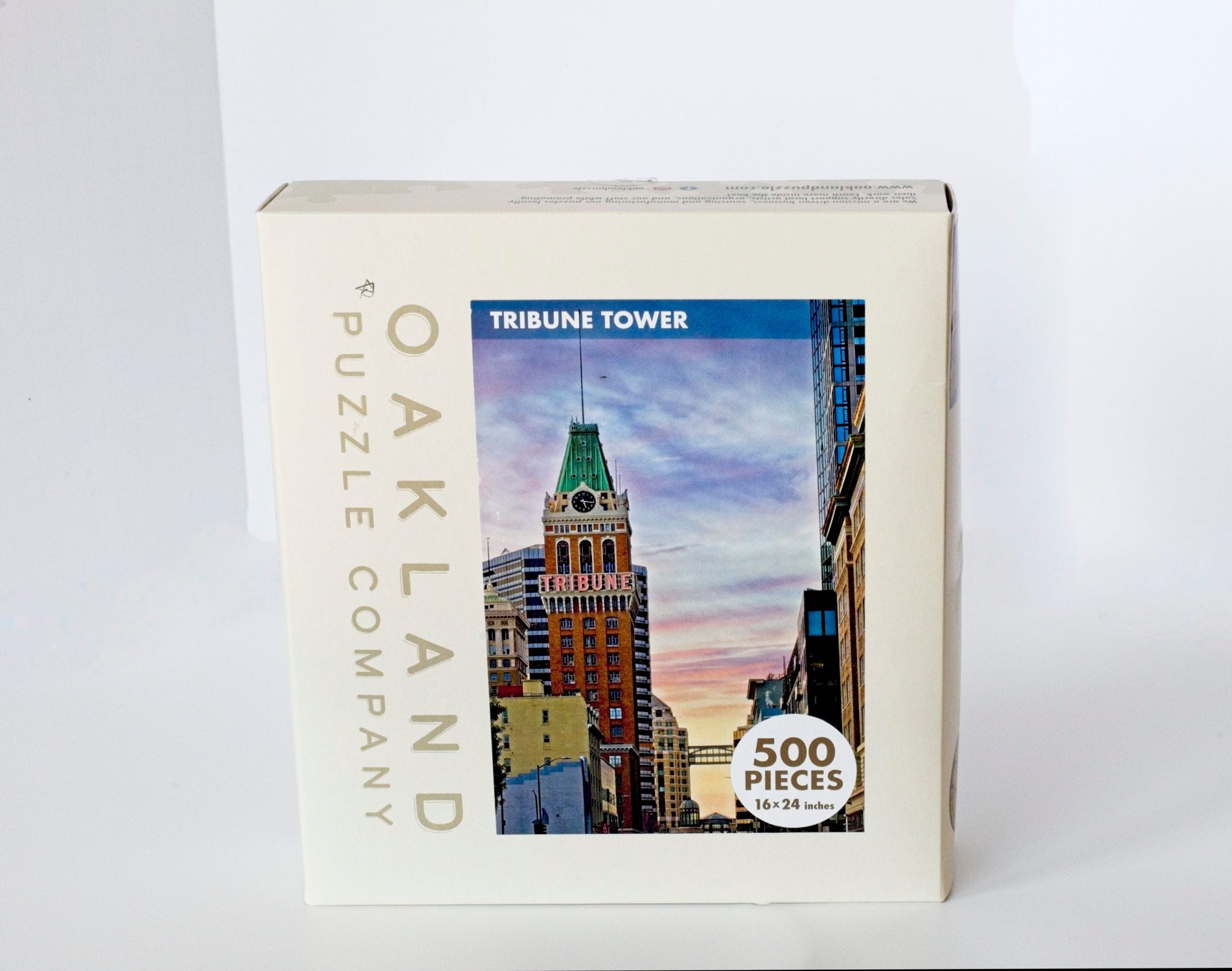 Giftable box for the Tribune Tower 500-piece jigsaw puzzle by Oakland Puzzle Company