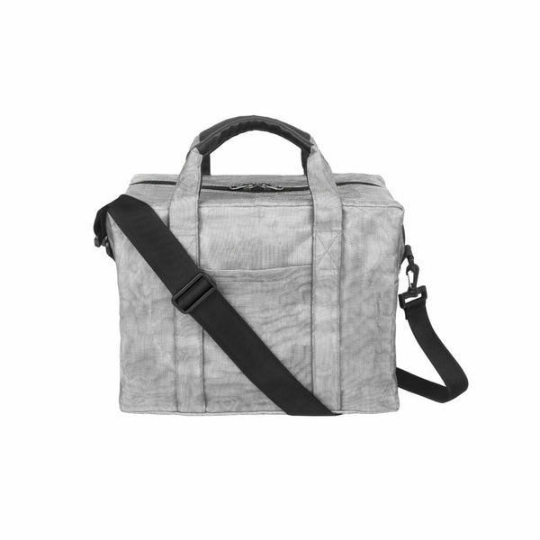 Smateria Weekender (Medium) - spacious & versatile, recycled industrial net, front pocket, strap. Sustainable travel, support daycare for artisans. Shop now & make a difference!