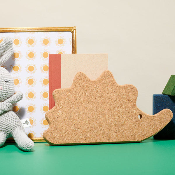 Adorable cork woodland animals for nursery decor. Eco-friendly, lightweight, and durable. Perfect for creating a magical and playful space. Handmade in Portugal. Order now!