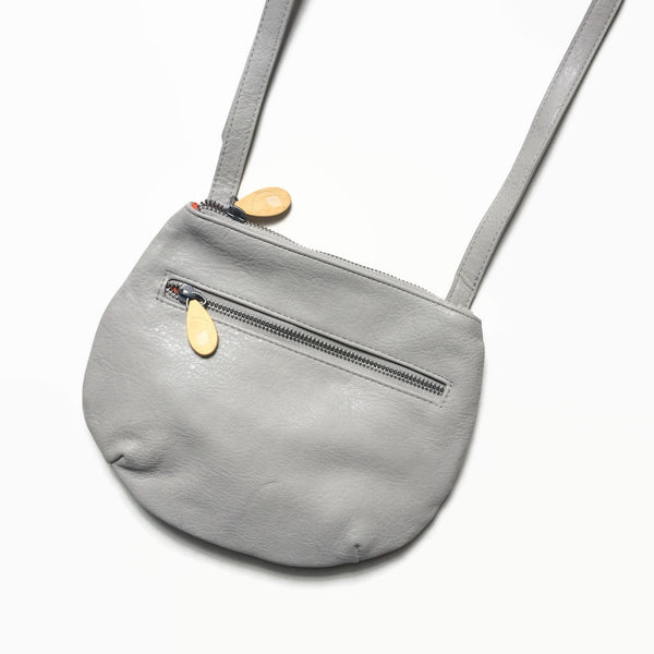 Willoughby: Eco-Chic Crossbody (Spacious, Vegan Leather, 5 Colors, Adjustable, Everyday Bag)