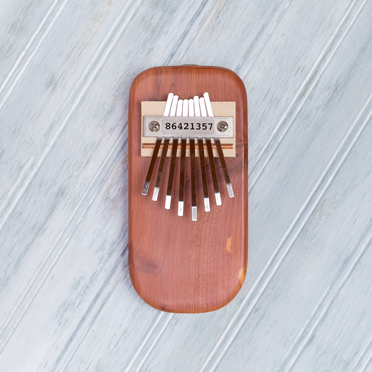Piano à pouces en cèdre fabriqué à la main – Facile à jouer et beau à regarder !